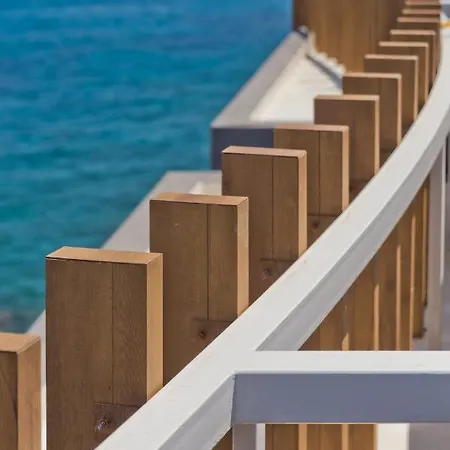 Lägenhet Arcus Luxury Karpathos